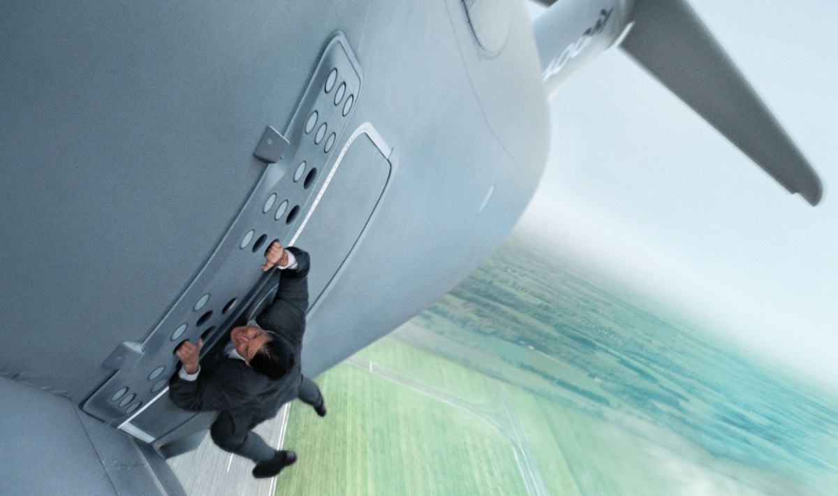 Tom Cruise takes stunts to the next level in Mission Impossible: Rogue Nation. (Photo: Paramount)