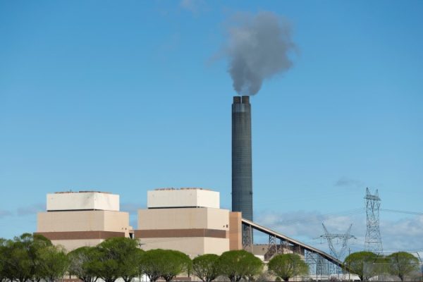 After Hot as Hell Summer, Trump EPA Gutting Key Curbs on Oil, Gas, Coal Air Pollution