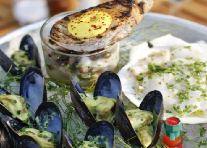 Almond Restaurant Bridgehampton