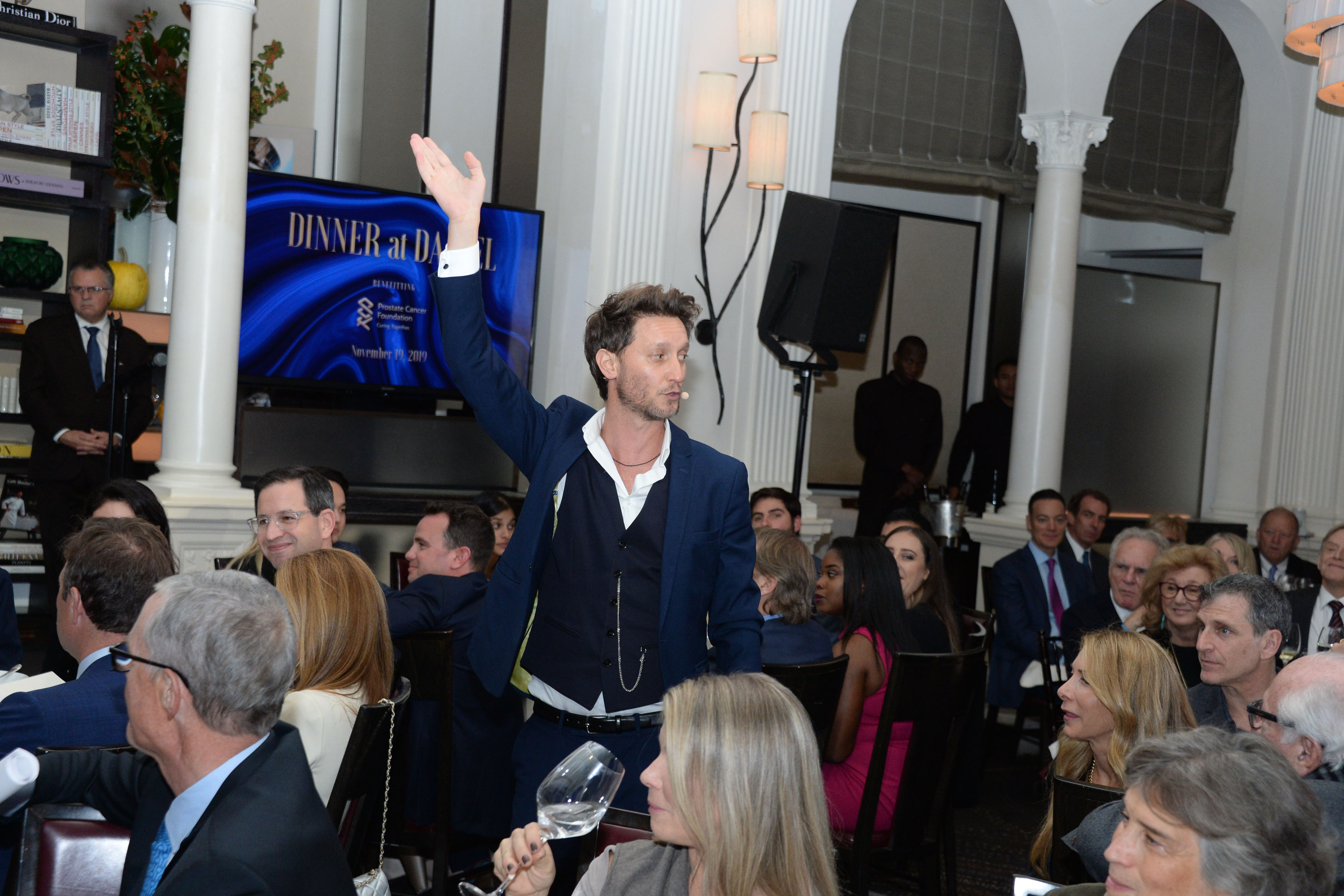 Mentalist Lior Suchard