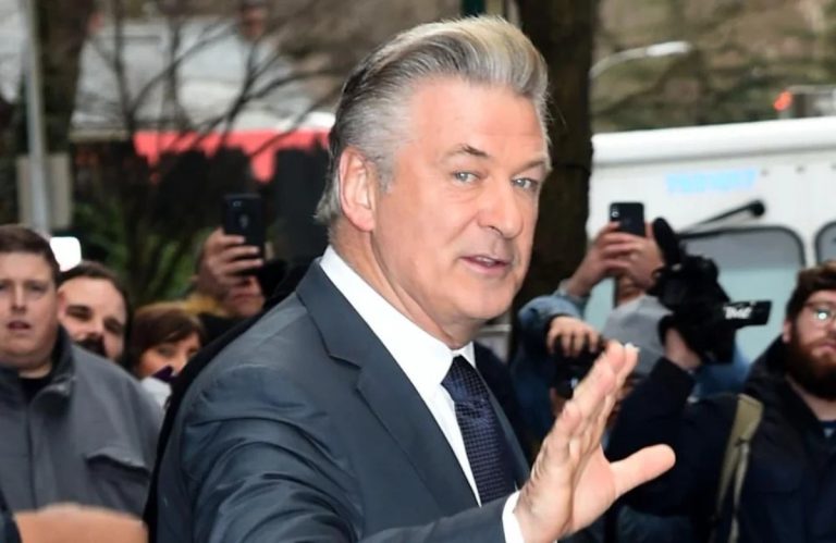 Alec Baldwin is ready to seek a new road in 2022 following tragic shooting. (Photo: Bang ShowBiz)