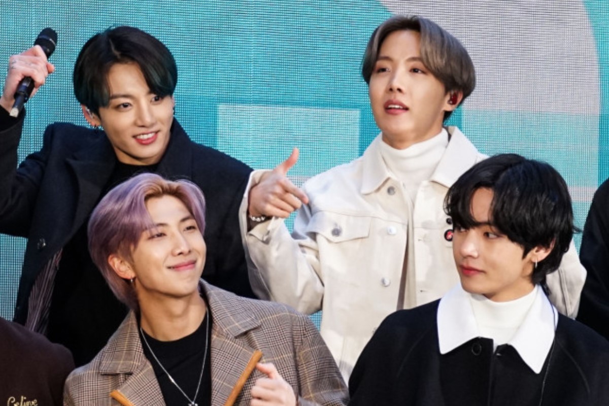 COVID catches up with KPop Group BTS. Three test positive. (Photo: Bang ShowBiz)