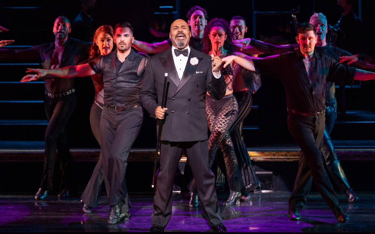 James Monroe Iglehart belts out 'Razzle' in Broadway's Chicago. (Photo: Jeremy Daniel)