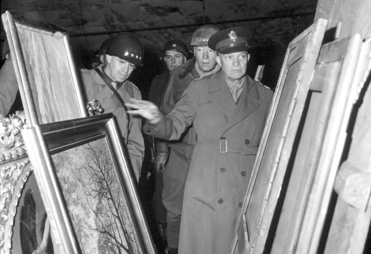 Gens. Dwight Eisenhower, Omar Bradley and George Patton examine stolen Nazi art during World War II. (Photo: U.S. Army)