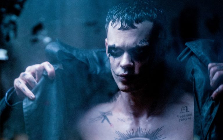 Bill Skarsgård as The Crow in Lionsgate's 1014 reboot