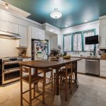 719 N Maple Dr, Beverly Hills, CA 90210