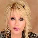 Dolly Parton in 2022 at the Peabody Awards. She died today (Aug. 25) at 80. (Photo: Peabody Awards)