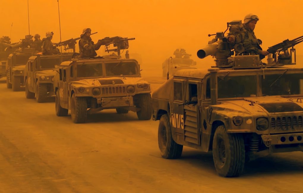 U.S. troops are engulfed by a sandstorm during the 2003 Iraq invasion. Trump is caught in the same trap. (Photo: U.S. Marines)