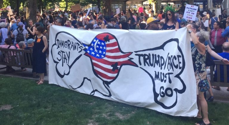 Philiadelphia citizens gather to protest ICE raids. (Photo: