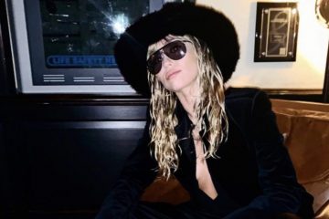 Miley Cyrus is shape-shifting again for New York Fashion Week. (Photo: Getty)