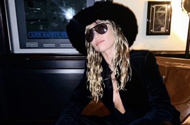 Miley Cyrus is shape-shifting again for New York Fashion Week. (Photo: Getty)