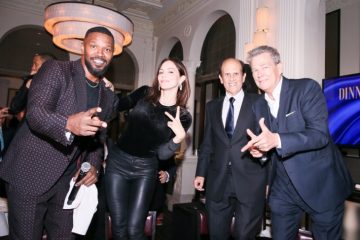 Jamie Foxx, Katharine McPhee, Michael Milken and David Foster at The Prostate Cancer Foundation’s dinner. (Photo: BFA)