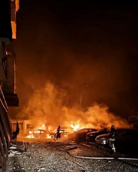 Russia bombards a residential neighborhood on the outskirts of Kharkiv in Eastern Ukraine. (Photo: mvs.gov.ua.)