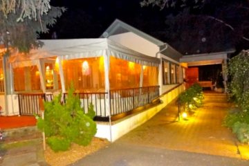 Nick & Tony's sets the standard for Hamptons dining. (Photo: Nick & Tony's)